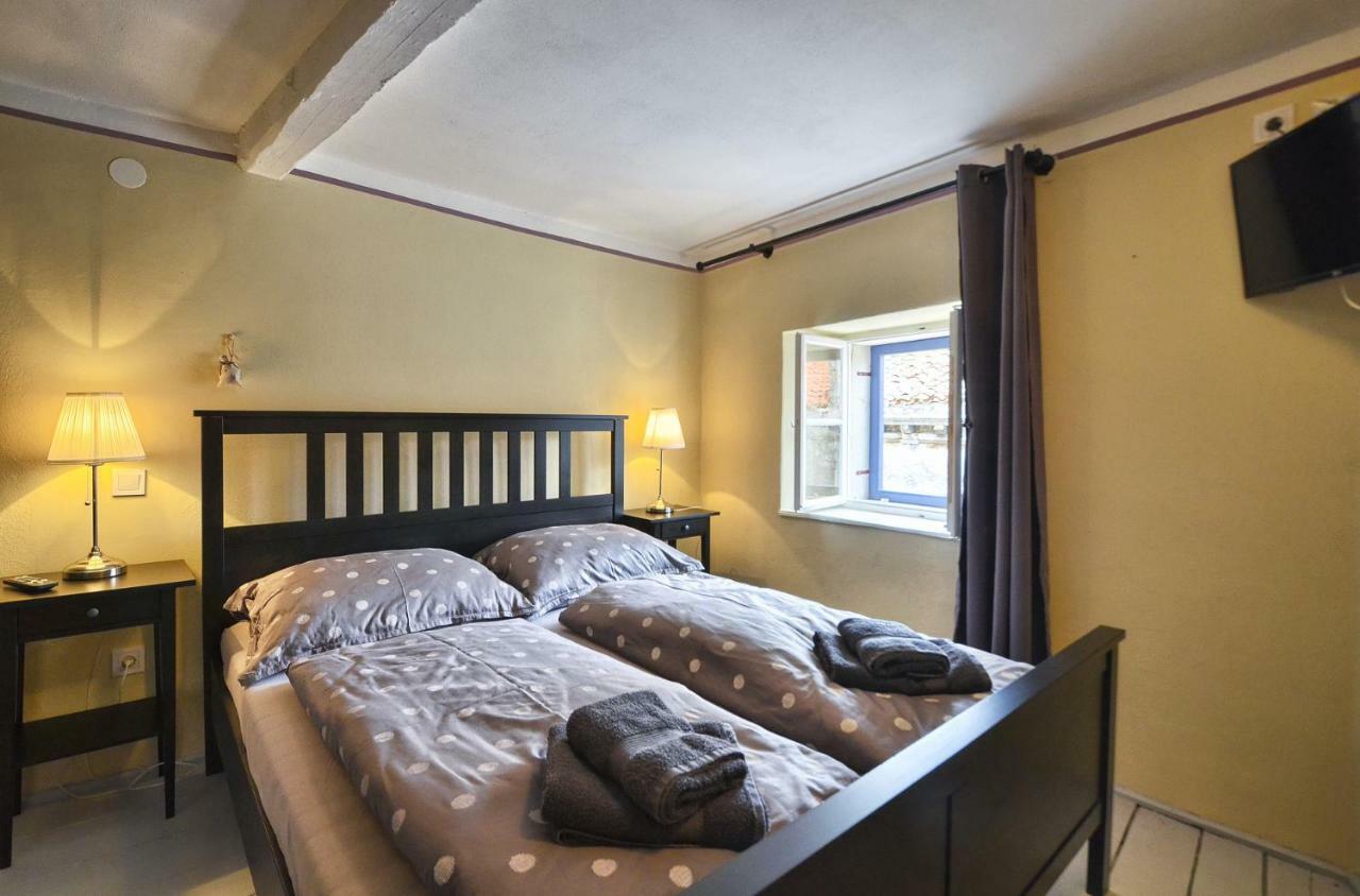 Room Zimmer Portarol วอดิยัน ภายนอก รูปภาพ